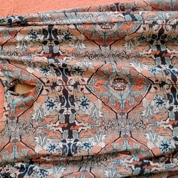 Tommy Hilfiger Long Sleeve Multicolor Dress - Picture 6 of 8